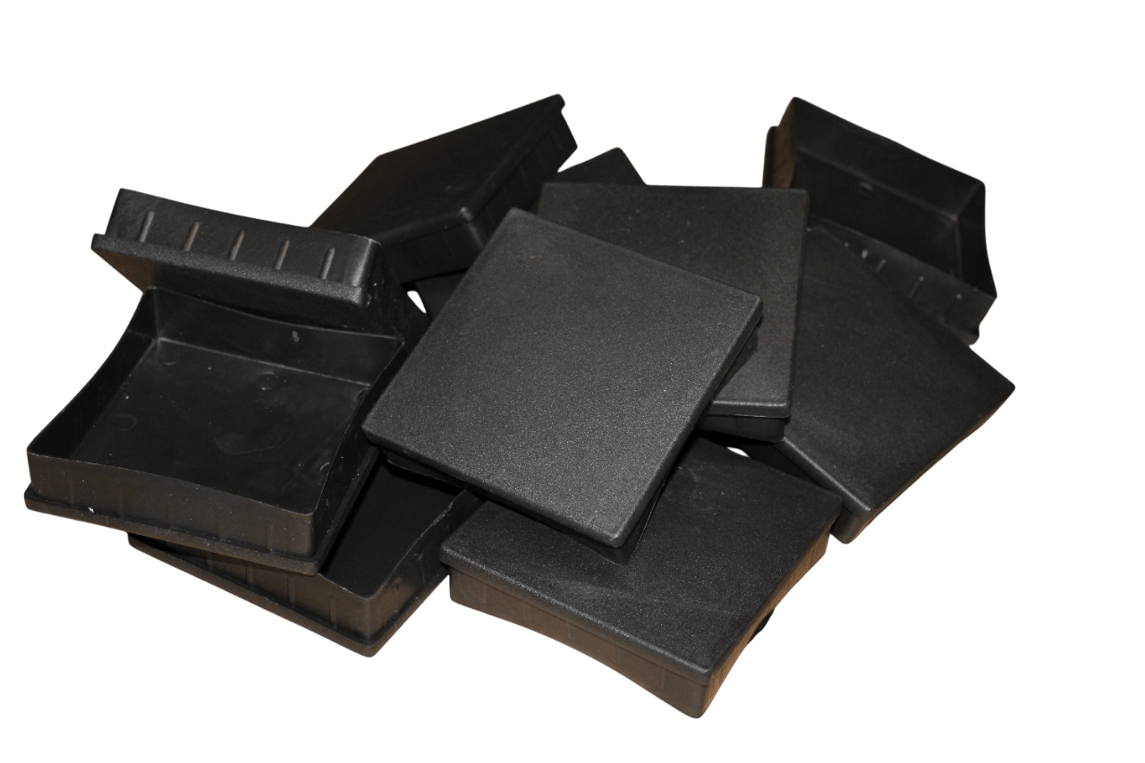 Tampa Metalon encaixe interno 100X100 PRETA Pacote com 10 un.